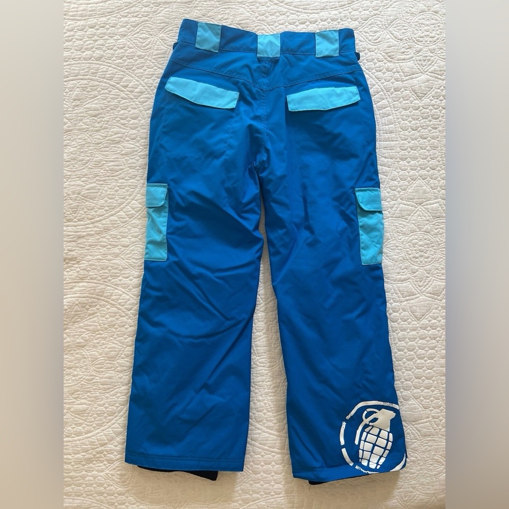 Burton, LLBean like Ski snowboard pants Great condition, layers & Velcro pockets